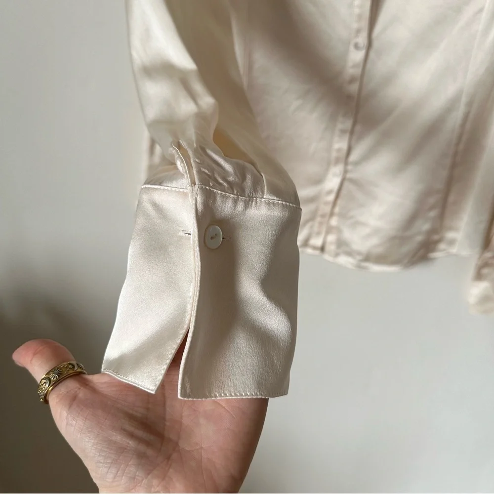 Lafayette 148 New York Silk Ruffle Blouse Cream Button Down Size 6 - Picture 7 of 9
